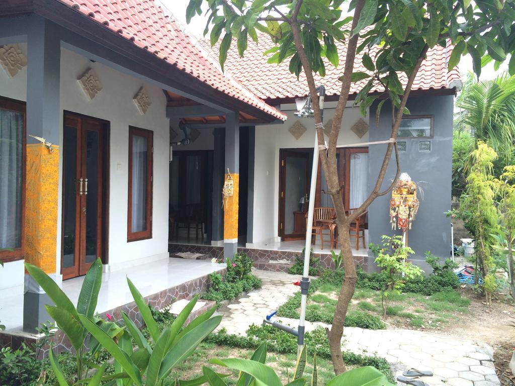 Linggy Homestay Lembongan Buitenkant foto